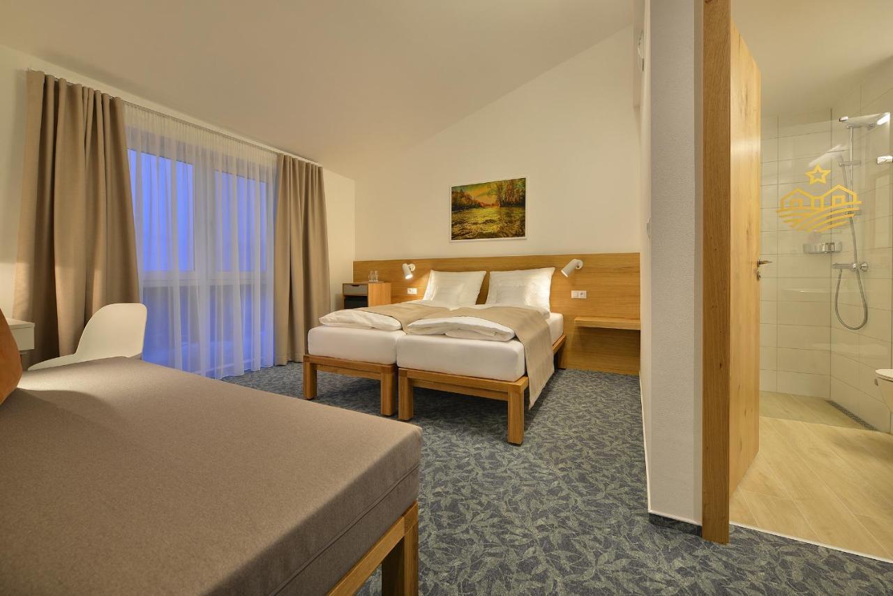 Wellness Hotel Happy Star Hnanice  Exterior photo