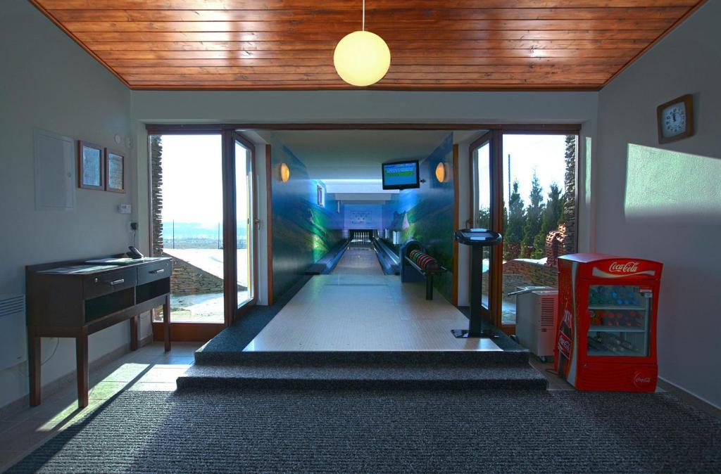 Wellness Hotel Happy Star Hnanice  Exterior photo